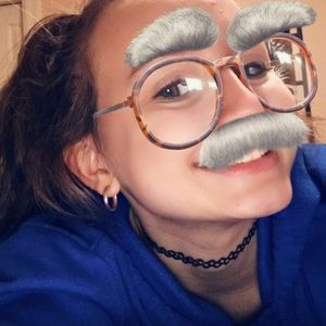 Meet your Posher, Emma